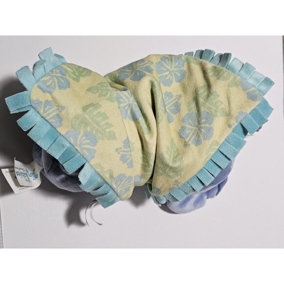 Disney Lilo & Stitch Disney Parks Babies Stitches 9" Exclusive w/ Blanket - Picture 5 of 8